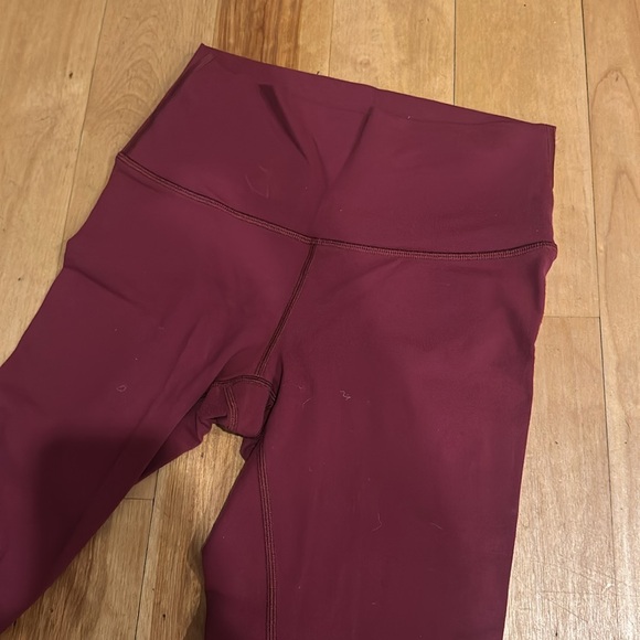 Lululemon wunder under size 6, raspberry - Picture 3 of 4